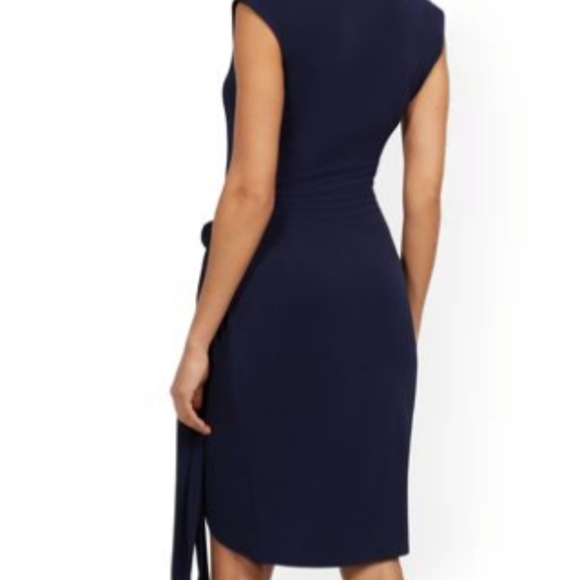 NEW YORK AND COMPANY CAP-SLEEVE TULIP WRAP DRESS - Picture 3 of 9